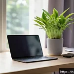Home 19 정보 과부하로 인한 스트레스 관리법 - A peaceful modern Thai home office scene in the morning with natural sunlight streaming through larg...